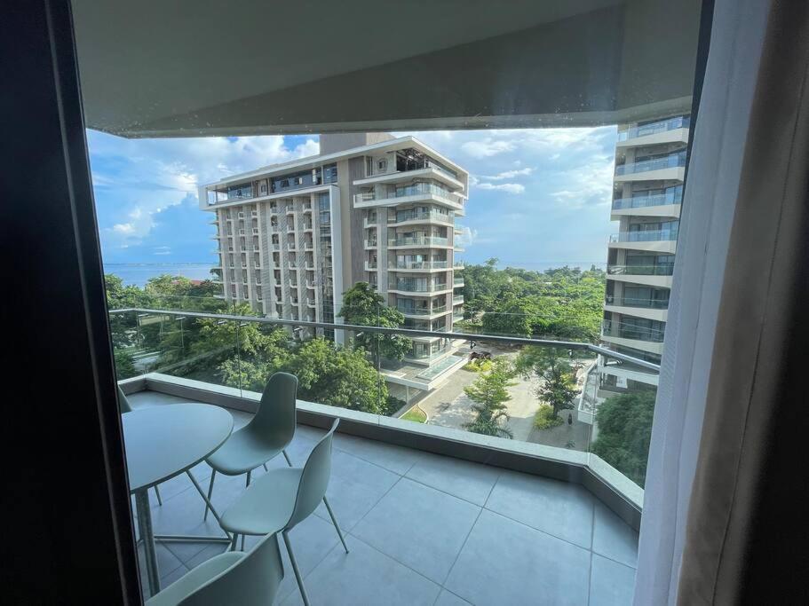 Ma Roberta - Luxurious Tambuli 2 Bed Room Unit Lapu-Lapu City Exterior photo