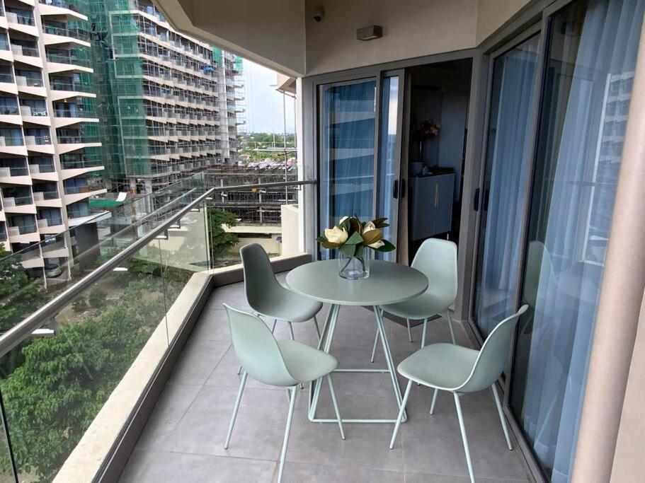 Ma Roberta - Luxurious Tambuli 2 Bed Room Unit Lapu-Lapu City Exterior photo